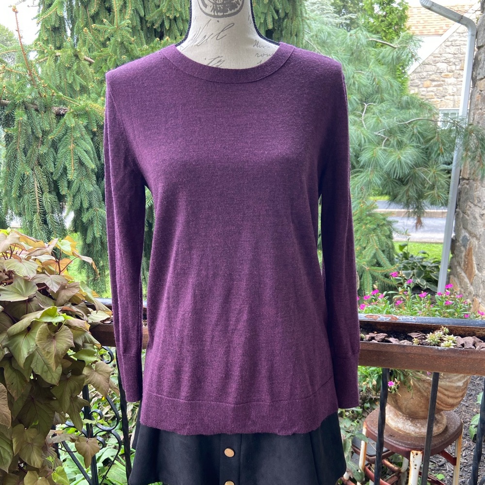 Banana Republic lightweight sweater